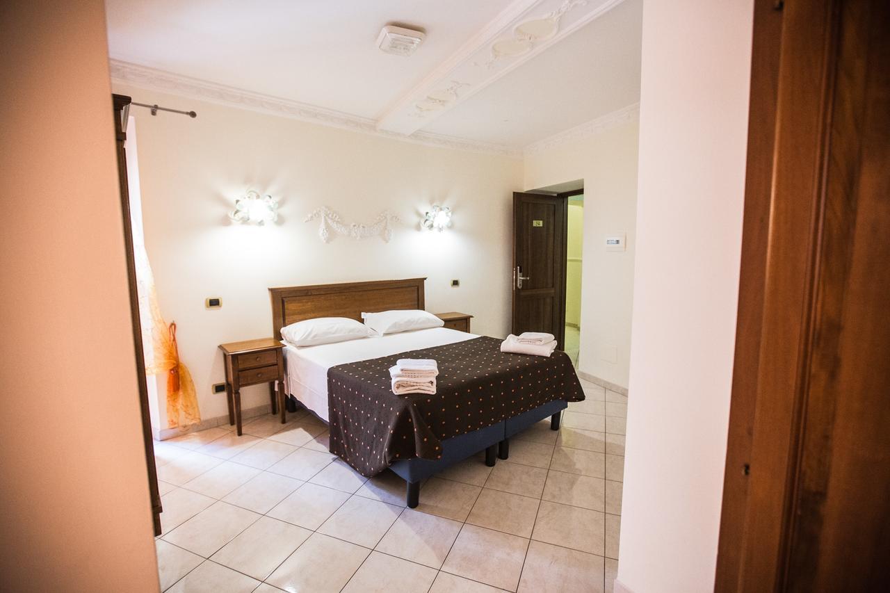 Hotel De Monti Roma Ngoại thất bức ảnh